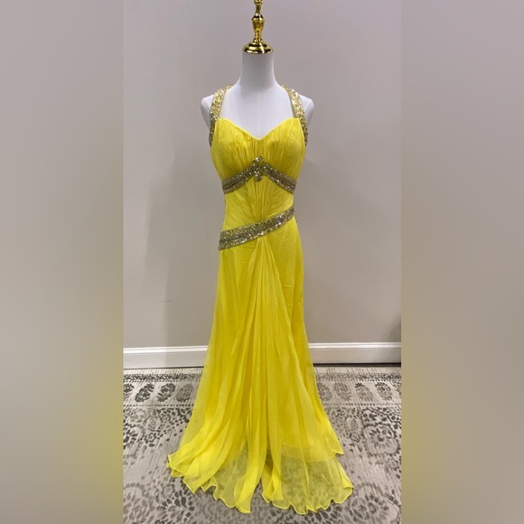 NWT Tony Bowls Dress. Size 8